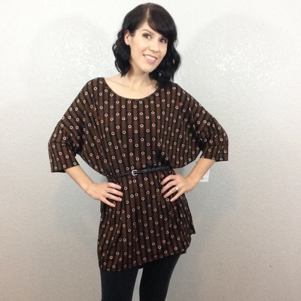 Lularoe Irma Tunic - Picture 3 of 6